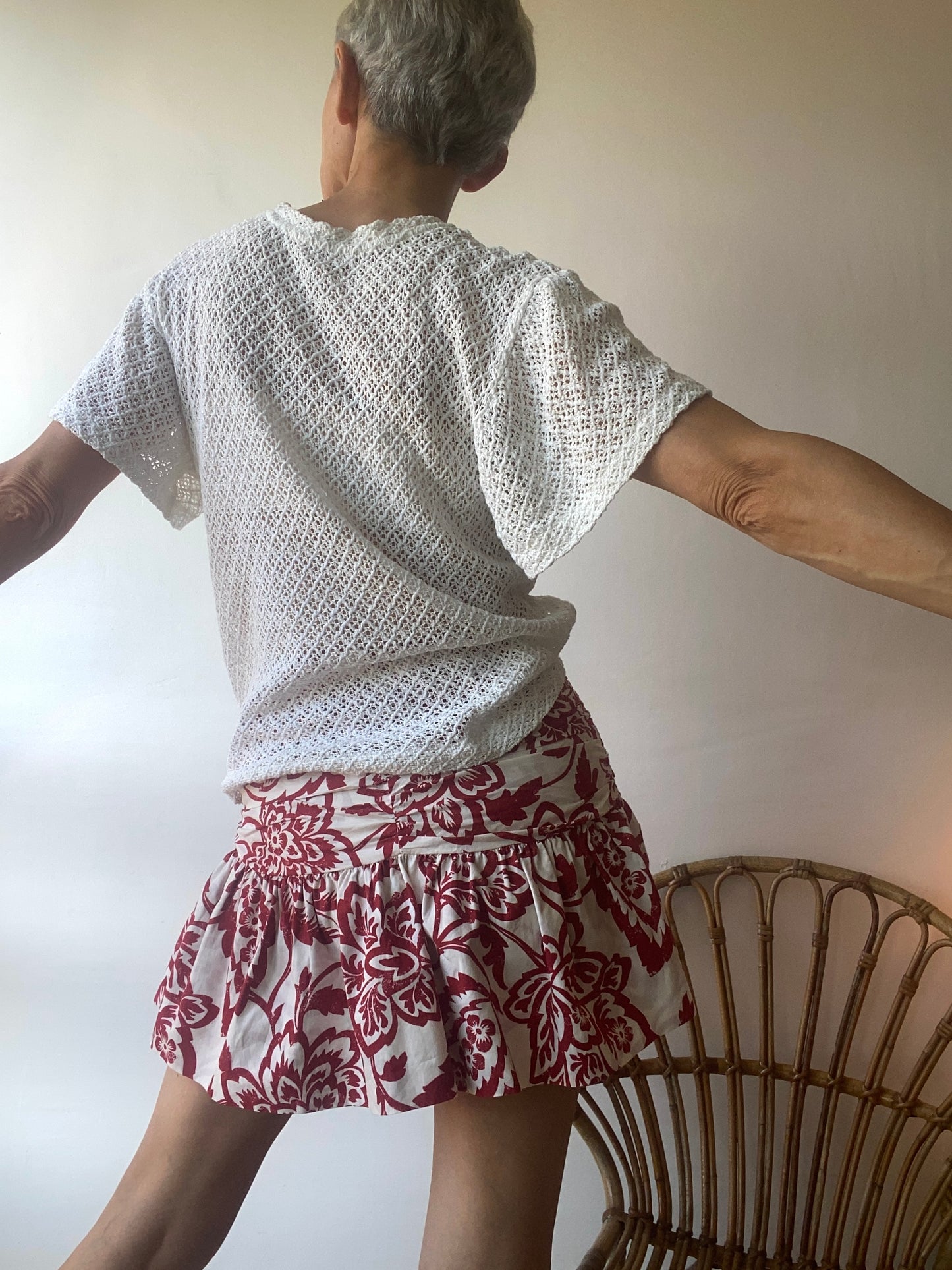ravissant top blanc en maille crochet