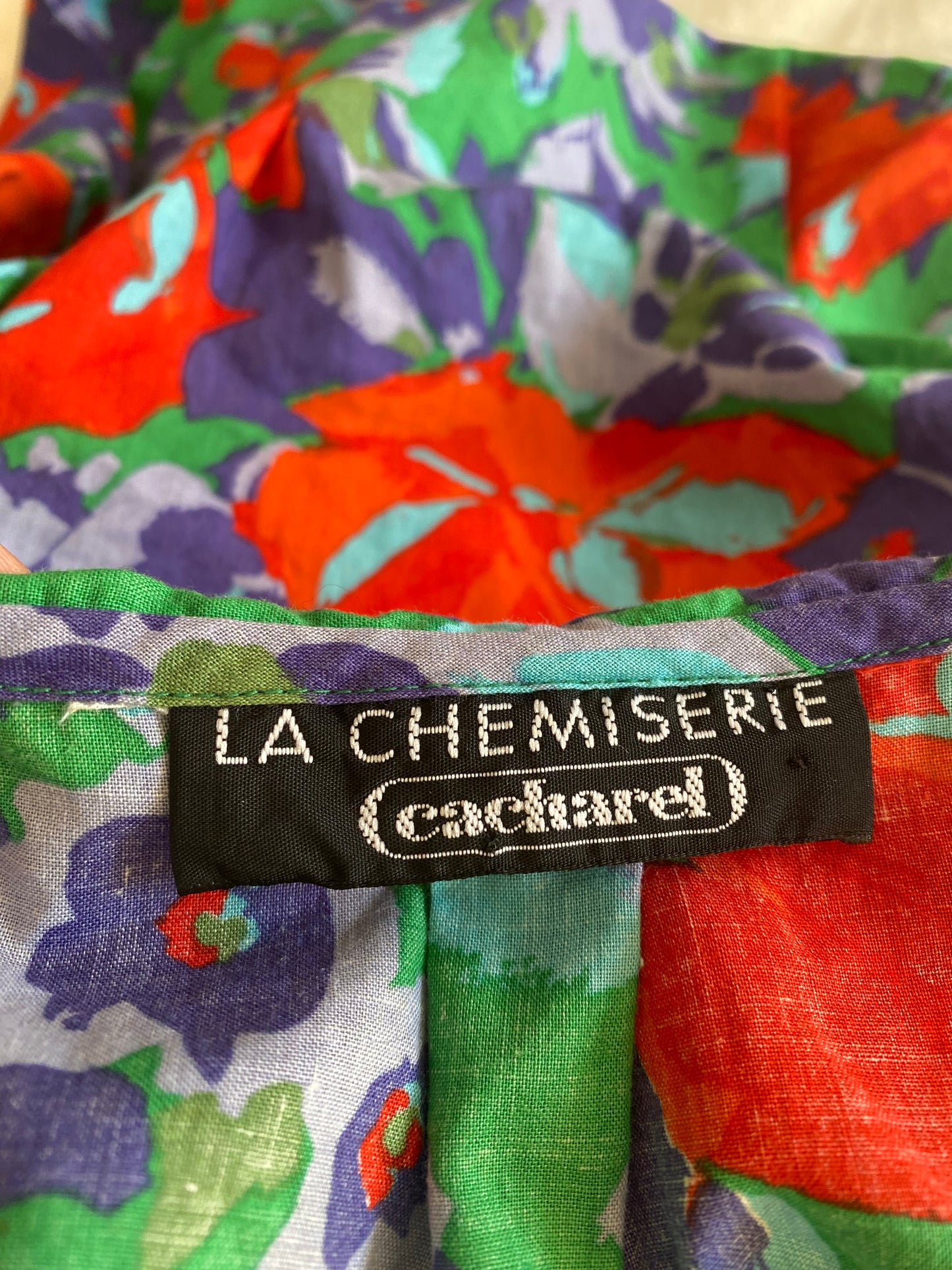 90s Cacharel Paris "La Chemiserie" Ravissant Top floral façon tableau peinture
