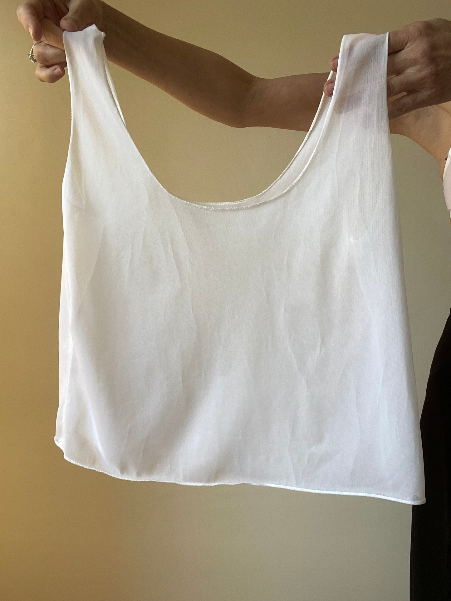 Joli Top en nylon blanc transparent