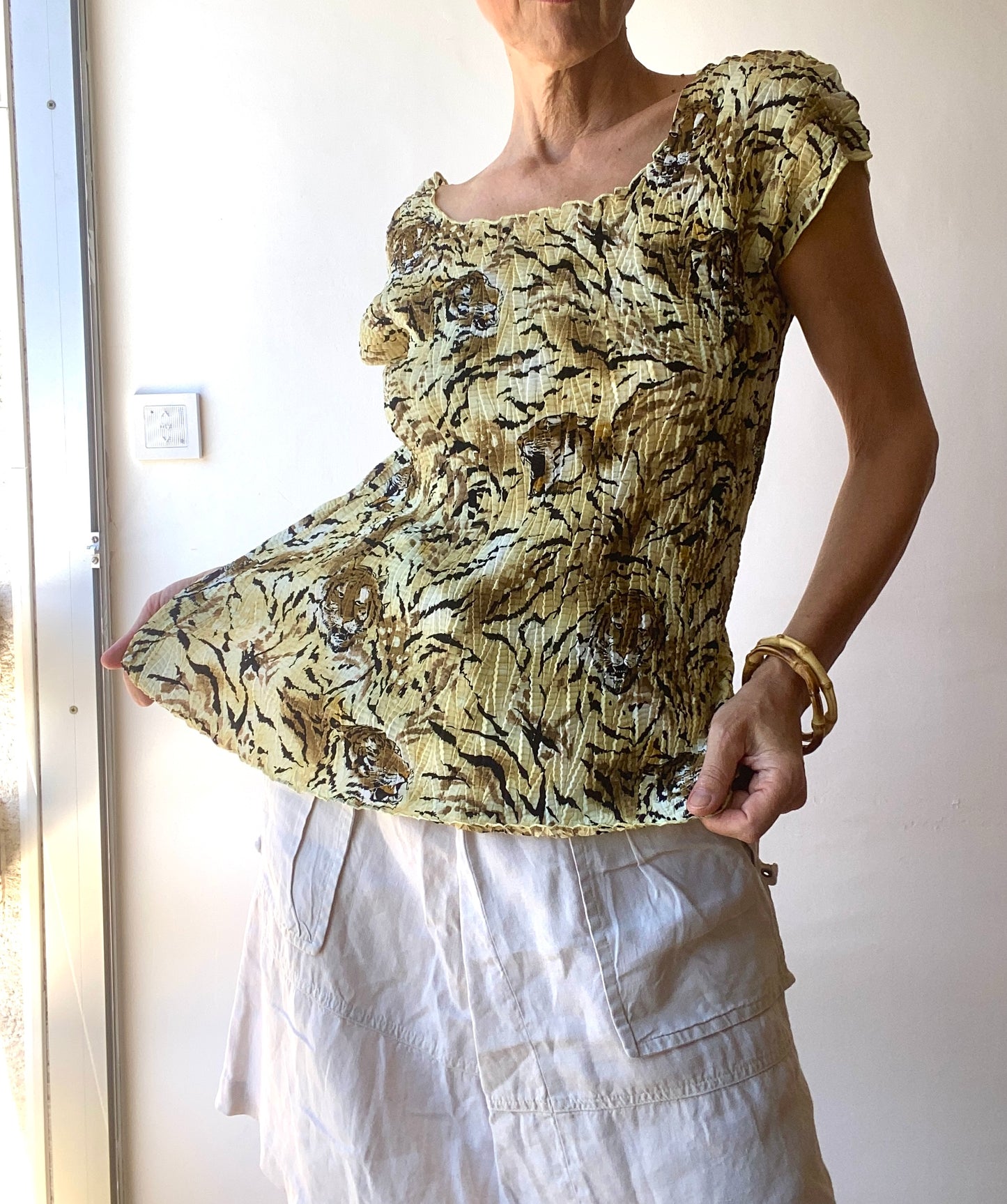 90s made in France beau top avec tigres 🐅 micro plis