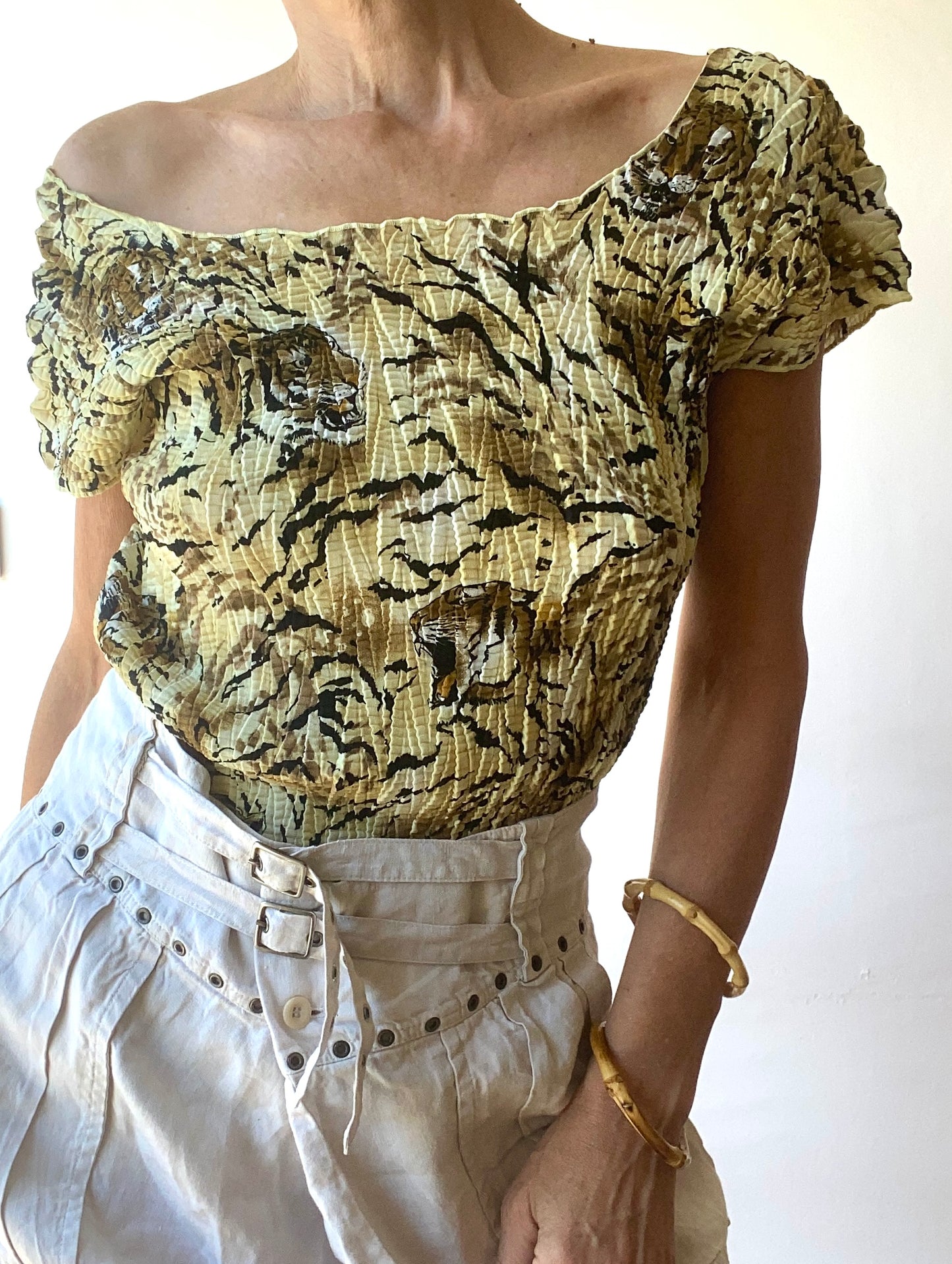 90s made in France beau top avec tigres 🐅 micro plis