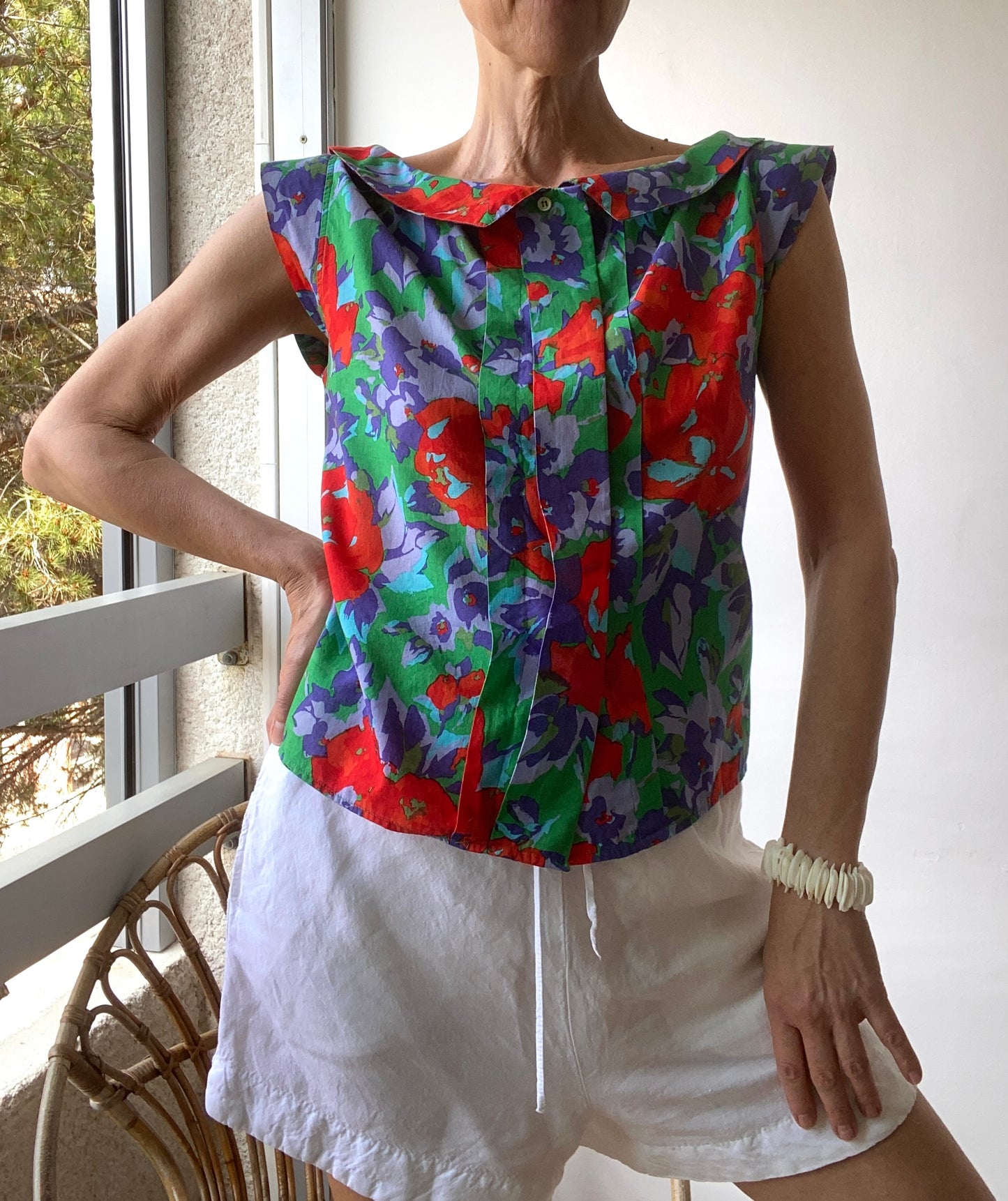 90s Cacharel Paris "La Chemiserie" Ravissant Top floral façon tableau peinture