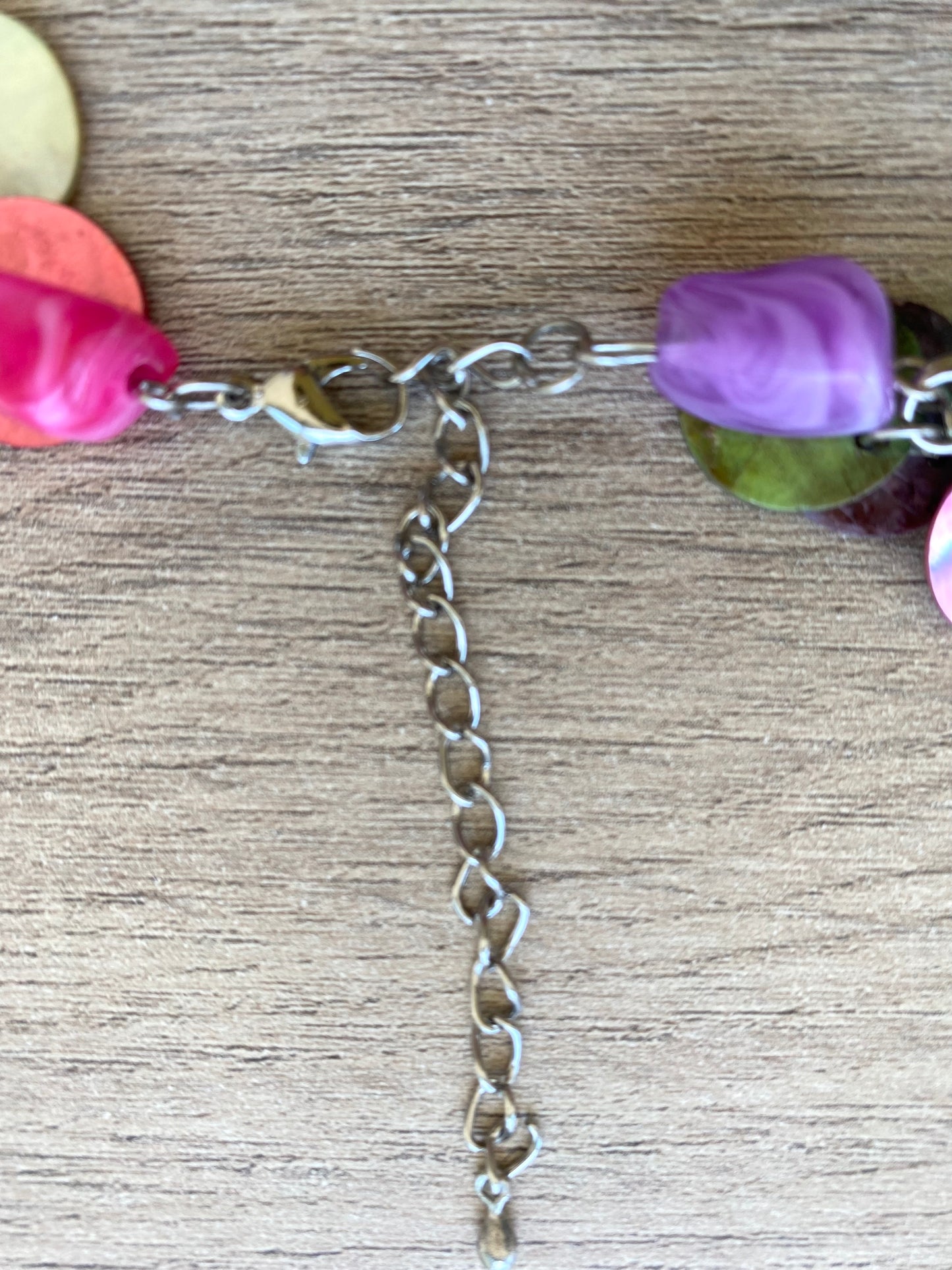 Superbe Collier en nacre naturel et verre
