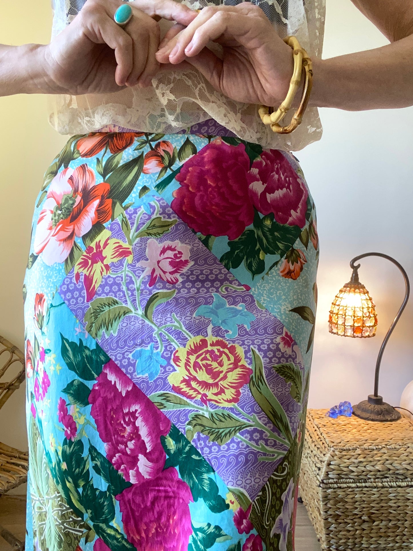 90s Kenzo magnifique, jupe tropicale en satin de soie Made in France