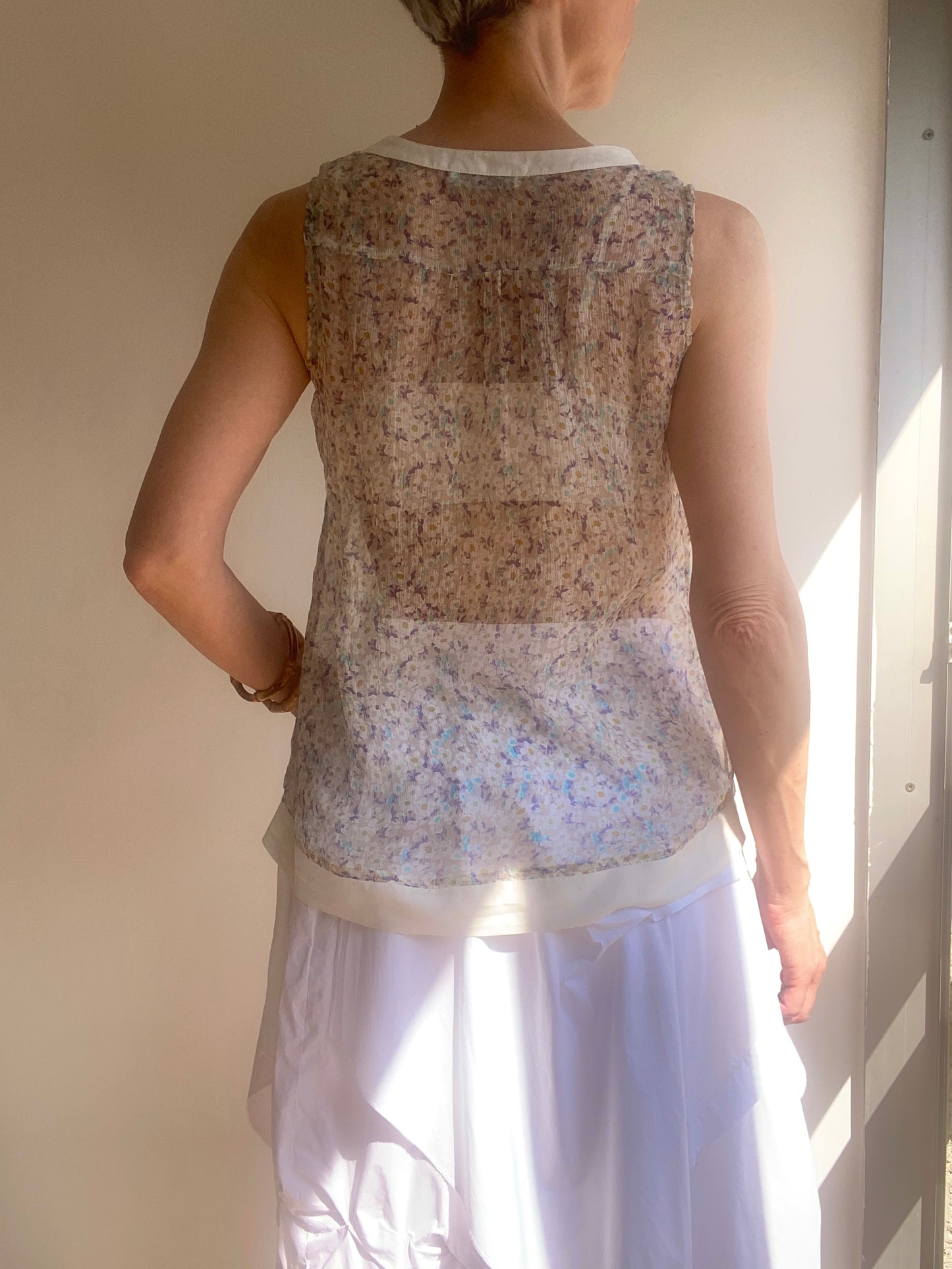 Soie mousseline Délicat top floral liberty
