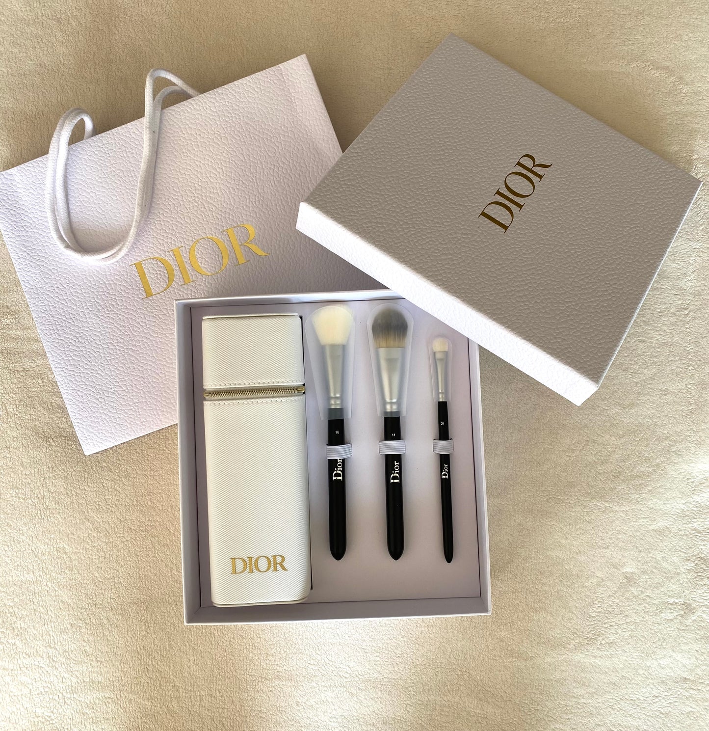 Dior Backstage Coffret pinceaux Porte-pinceaux Boîtier +Sac