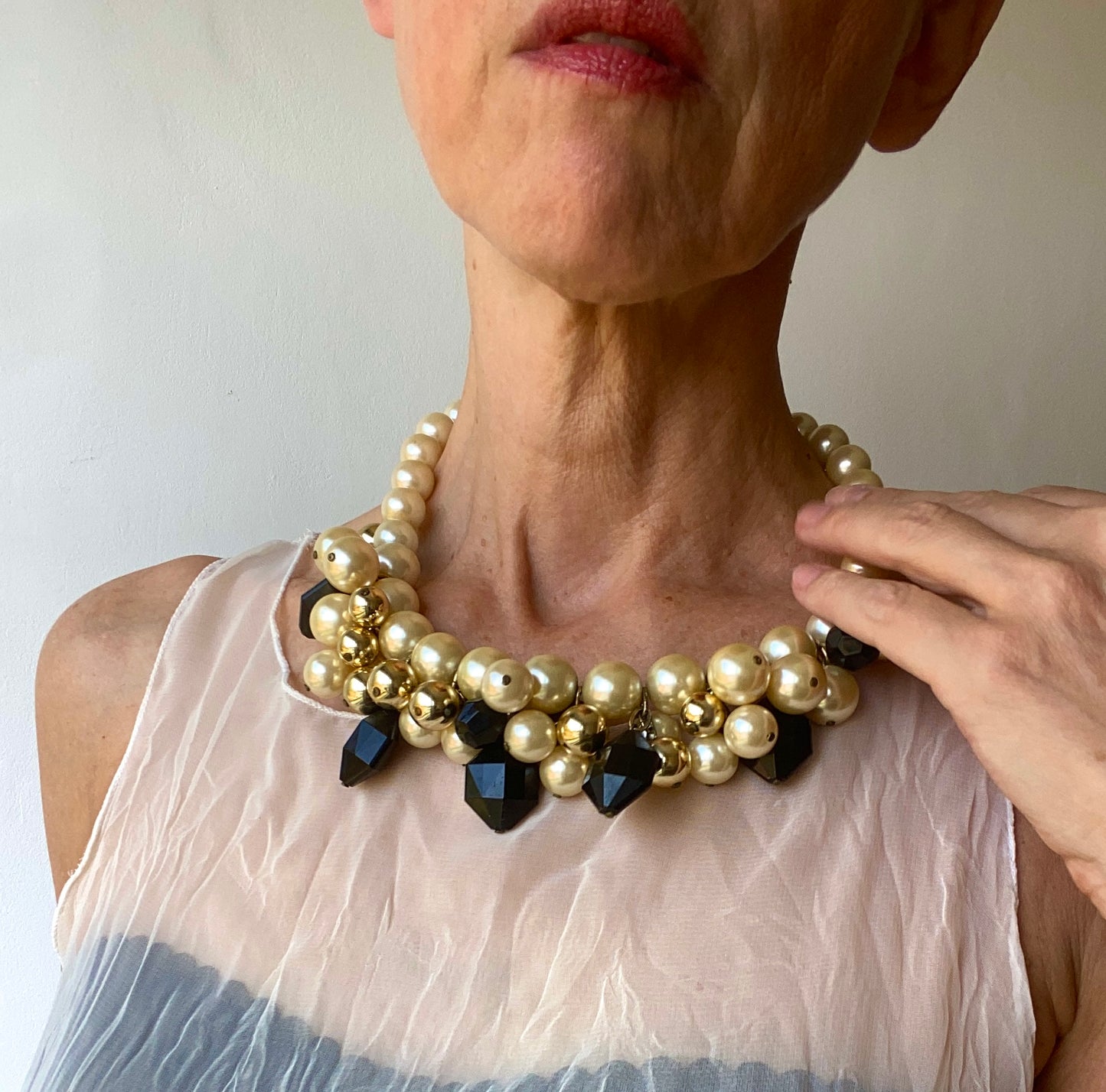 Imitation des perles nacre noire doré collier maximaliste