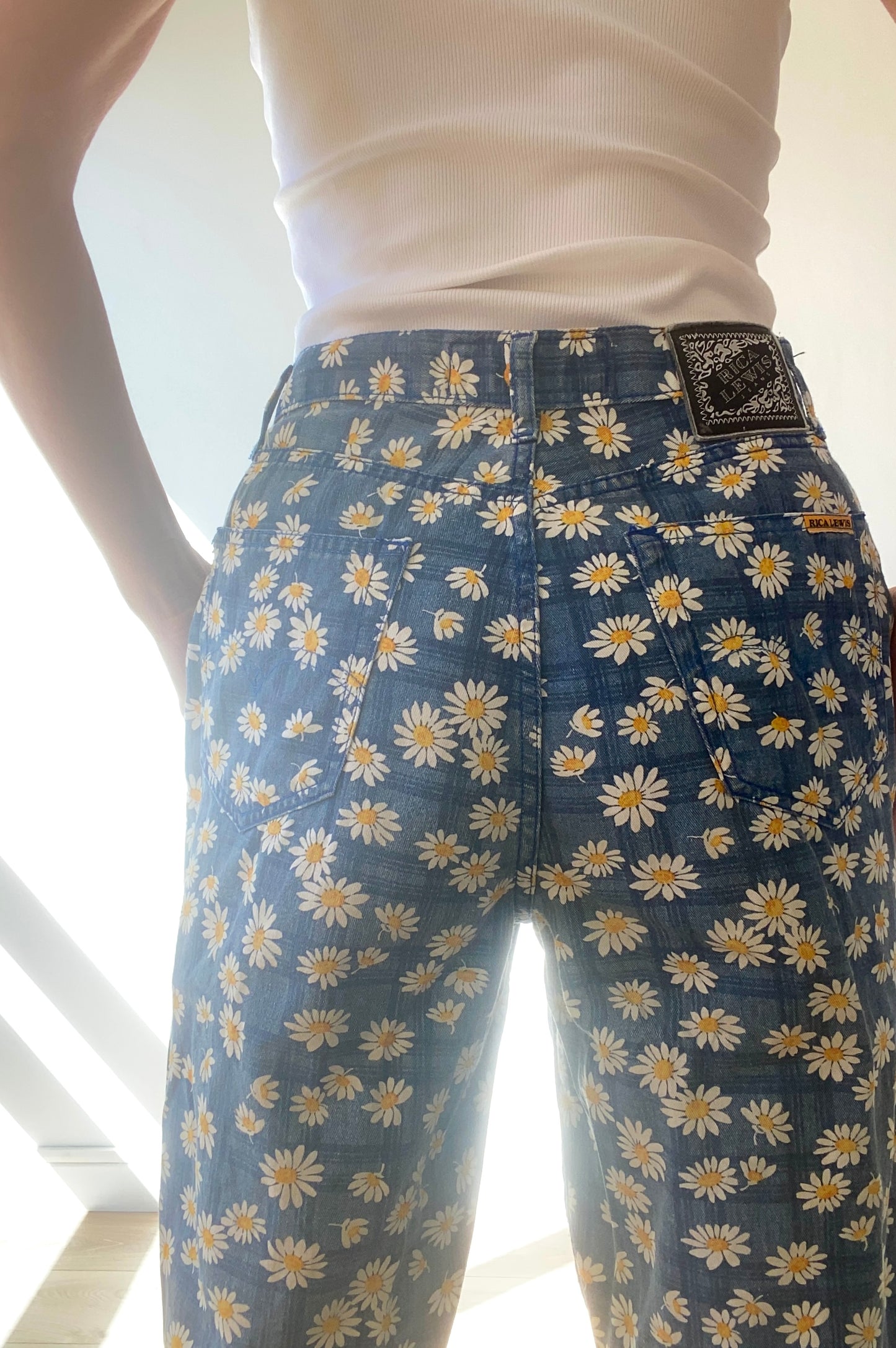 90s Rica Lewis Pants Mom jean Daisies Garden print