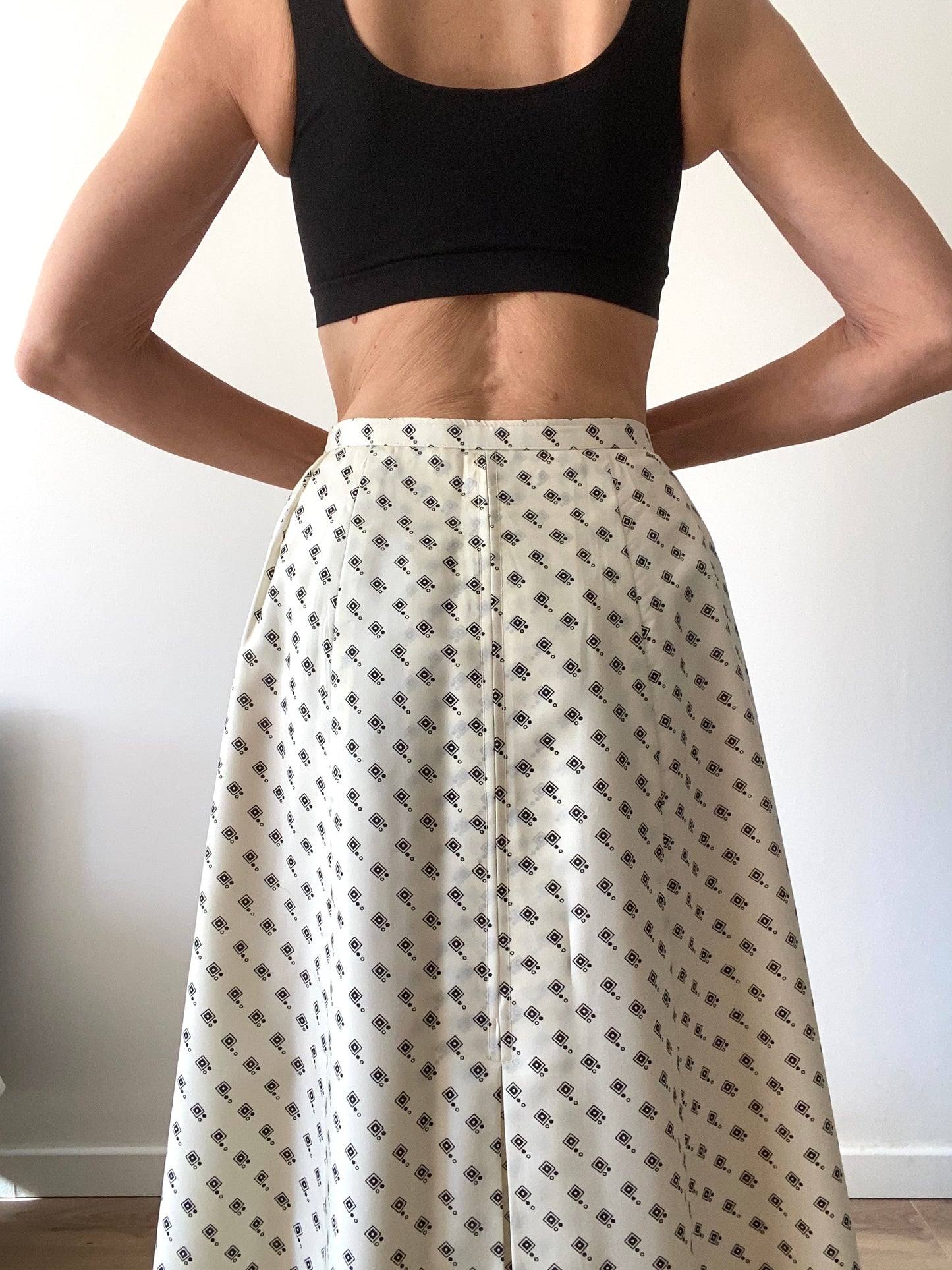 70s Designer Skirt Buttoned Front Graphic Print