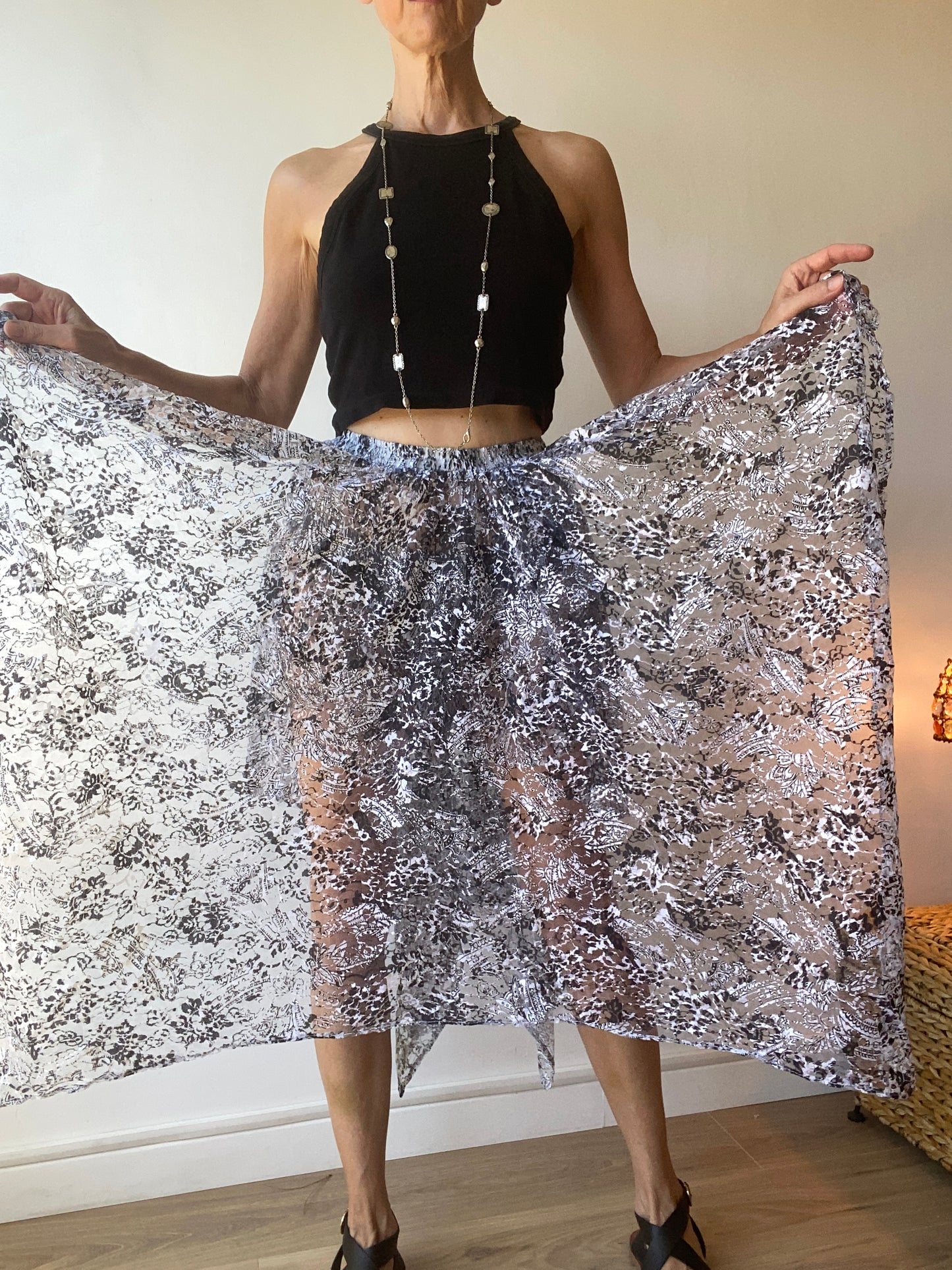 90s très originale jupe-short en filet façon dentelle transparent